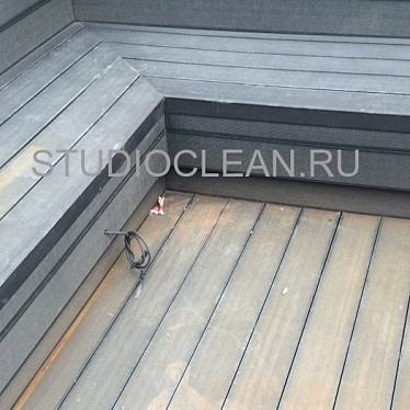 Studio clean