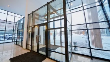 Памятка. Технология основной уборки распашных дверей